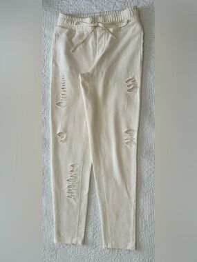 ALO Yoga Women’s Cream Distressed/ripped Sweatpants